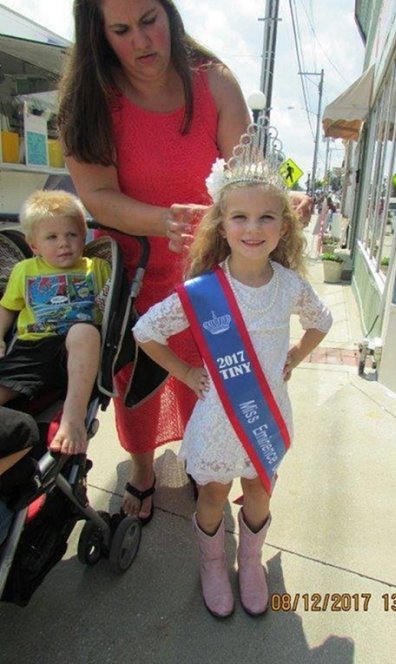  Eminence Day 2017 (Photos by Debbie Baer)